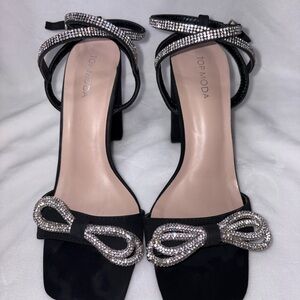 TOP Moda Black Heels with Rhinestone Bow